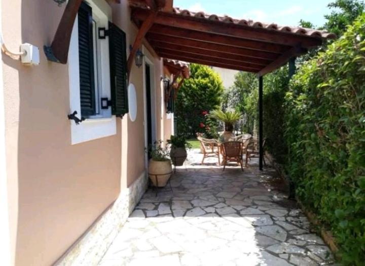 Golden Sea Villa Kalamata Exterior photo