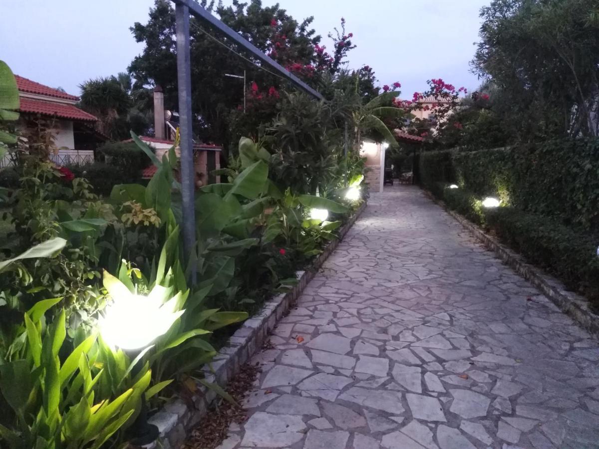 Golden Sea Villa Kalamata Exterior photo